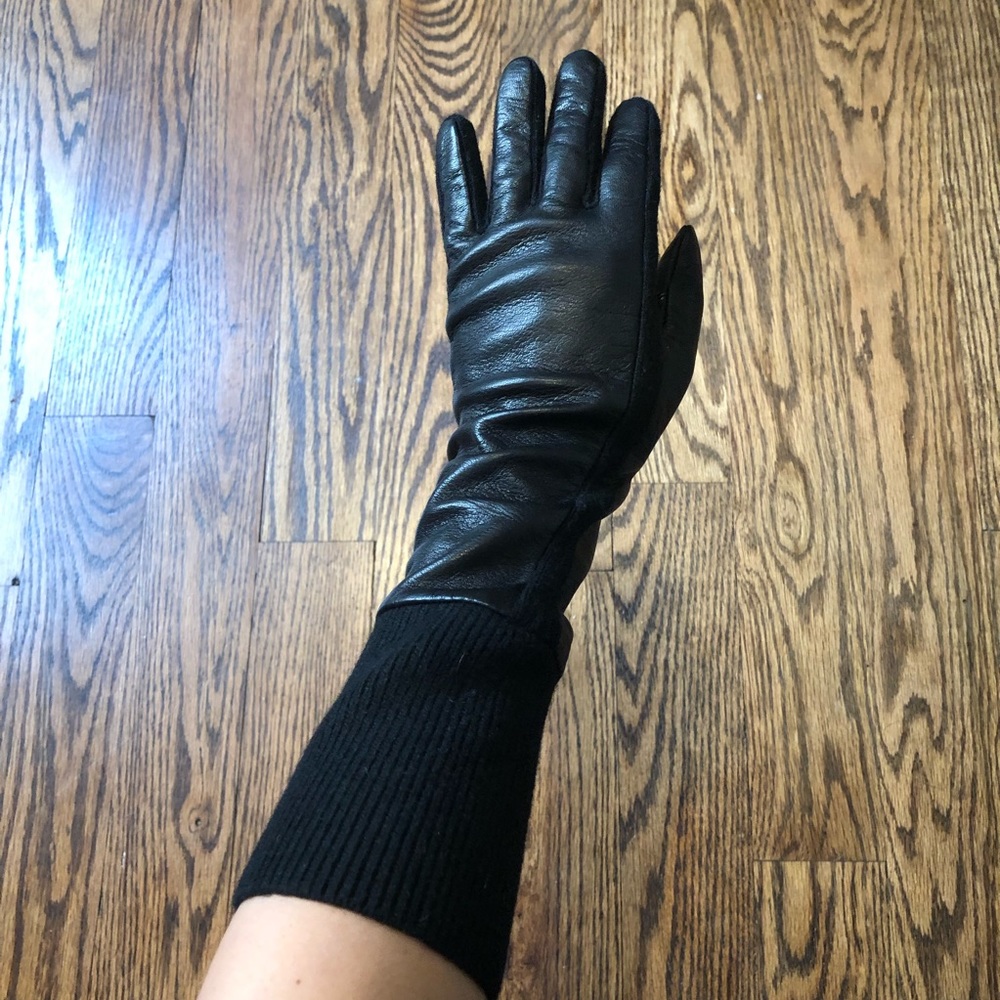 Club Monaco long black leather gloves size small
